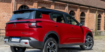 SUV Citroen C3 Aircross 9 SUV Citroën C3 Aircross fica até R$ 24,2 mil mais barato em agosto