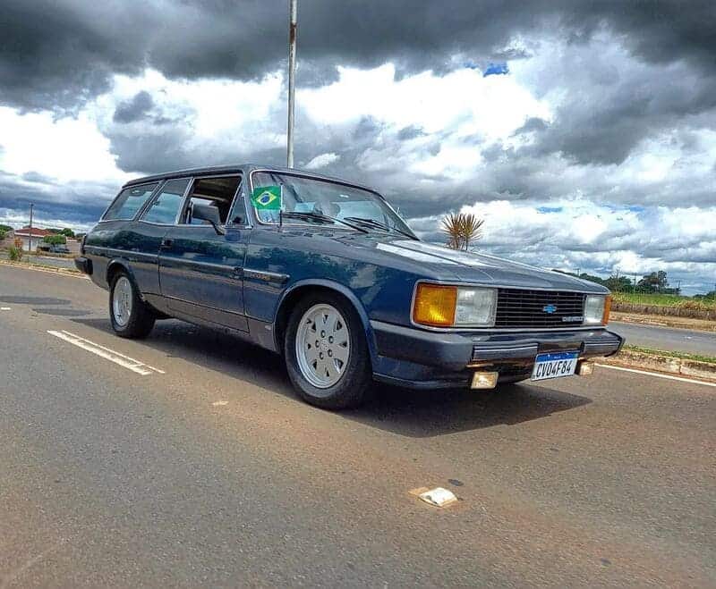 Chevy Caravan: A Clássica Companheira de Estrada da Chevrolet 