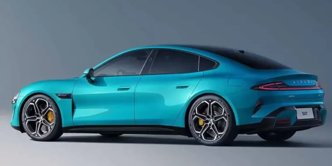Xiaomi SU7 2025 carro eletrico chines capa Xiaomi SU7: O Sedã Elétrico que Vendeu 89 Mil Unidades em um Dia