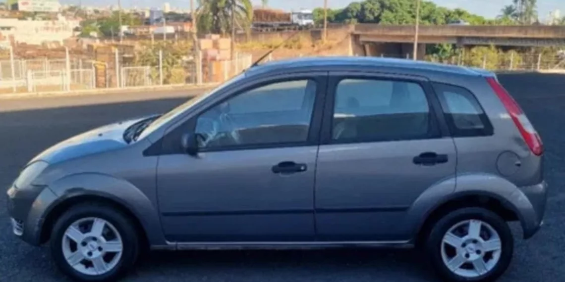 fiesta capa Ford Fiesta Personnalite 1.0 Hatch: O Guerreiro das Subidas com Desafios no sistema de Arrefecimento