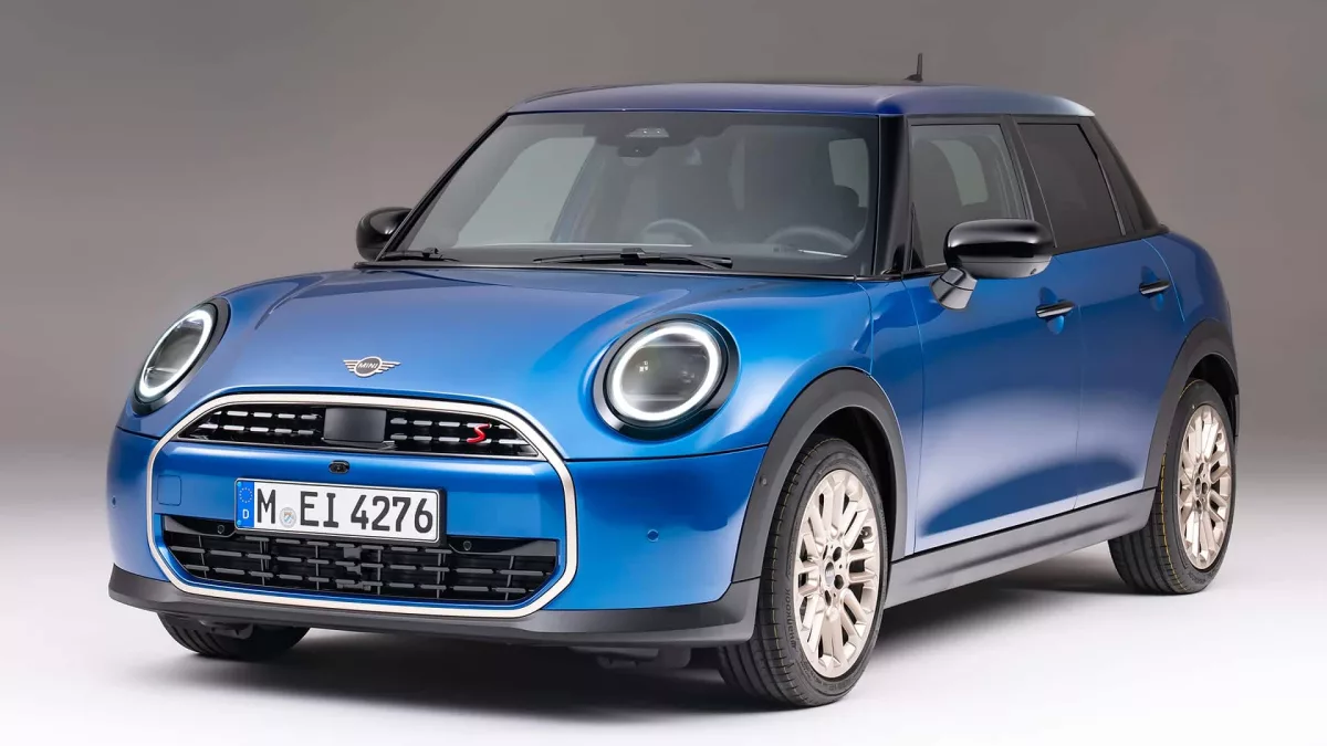 Novo Mini Cooper 4 Portas 2025: Um Mix de Estilo e Praticidade