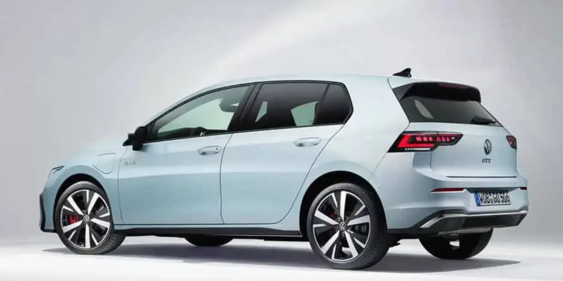 vw golf gte capa Volkswagen Golf eHybrid e GTE 2024: Tecnologias e Autonomia Inovadoras