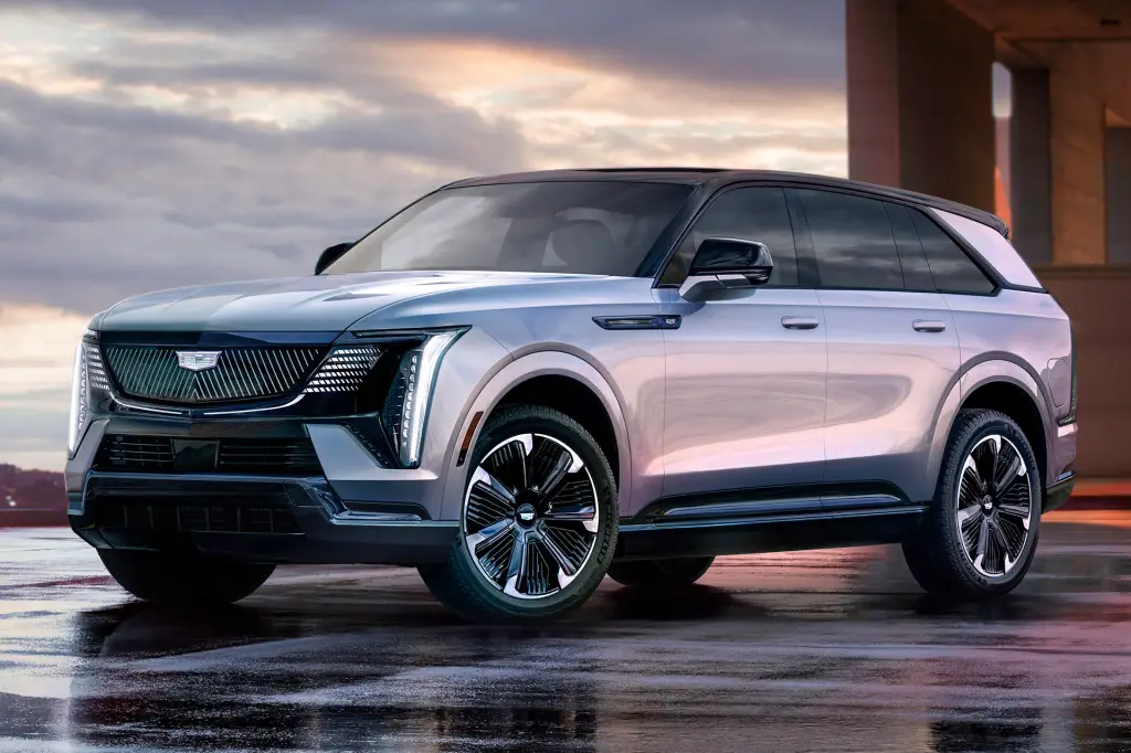 2025 cadillac optiq 2