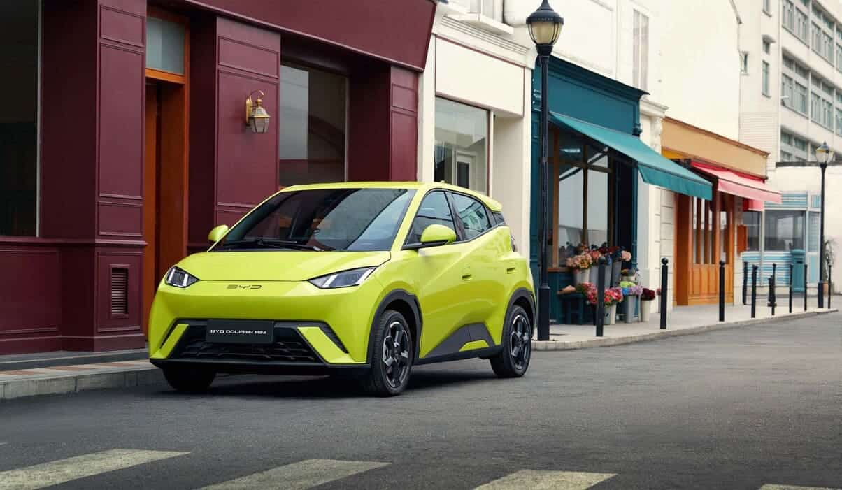 byd dolphin mini 5 lugares capa BYD Dolphin Mini de Cinco Lugares Chega ao Brasil com Preço já definido.