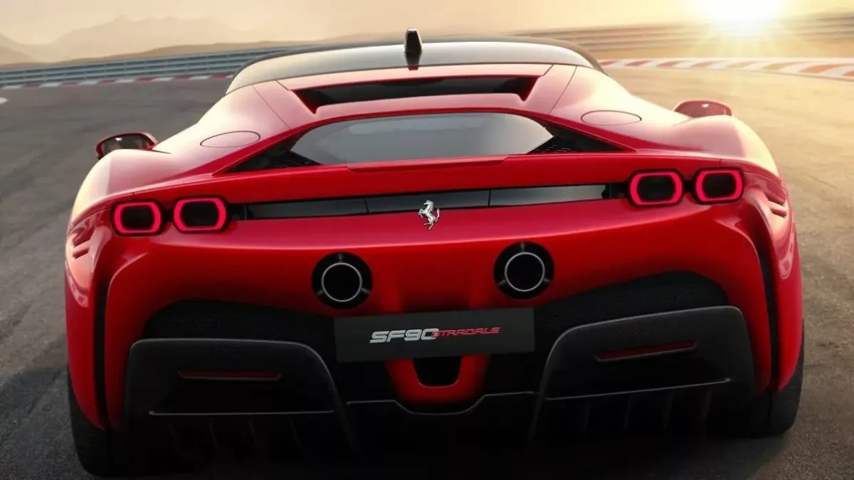 ferrari sf90 stradale 2020 1600 06 e1722882052704