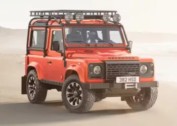 landroverdefenderv8bespoke cp