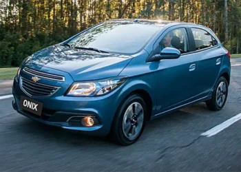 chevrolet onix 2013