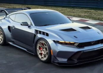 ford mustang gtd 2025