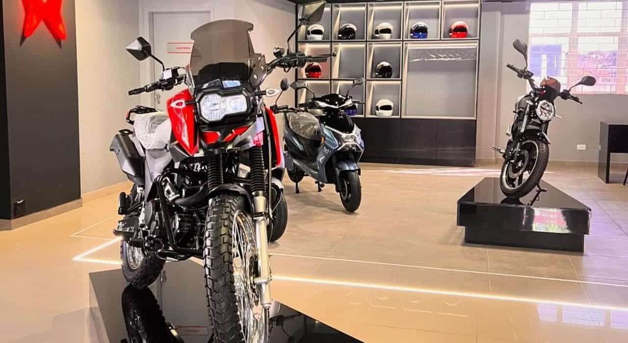 451823432 1222004715649309 6339325840082001246 cp Shineray Inaugura Primeira Concessionária Oficial em Curitiba com Foco em Motos Elétricas e Garantia Exclusiva