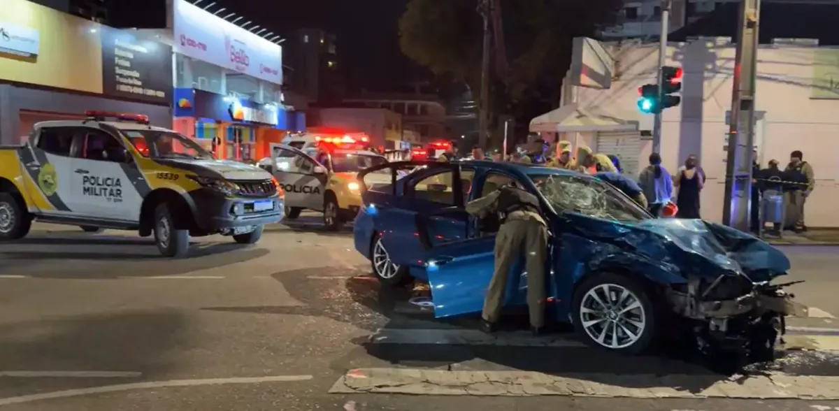 acidente bmw em sao jose dos pinhais