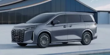 byd xia minivan