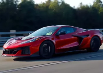 2025 chevrolet corvette zr1 top speed run 1