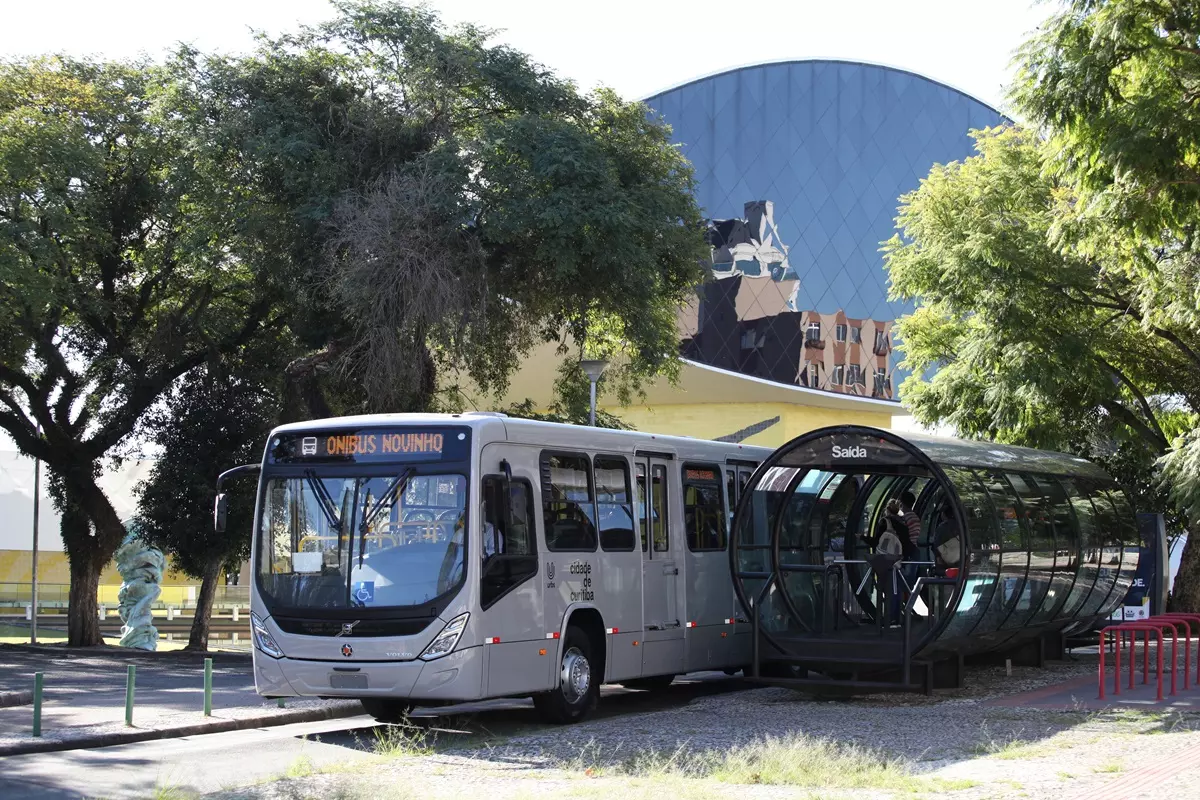 Volvo B320R atuara no sistema ligeirtinho de curitiba 1