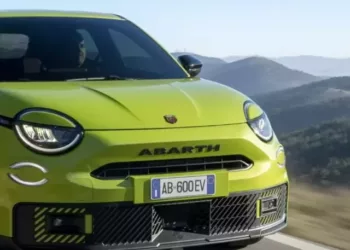 cropped-Abarth-600e-1-png.webp