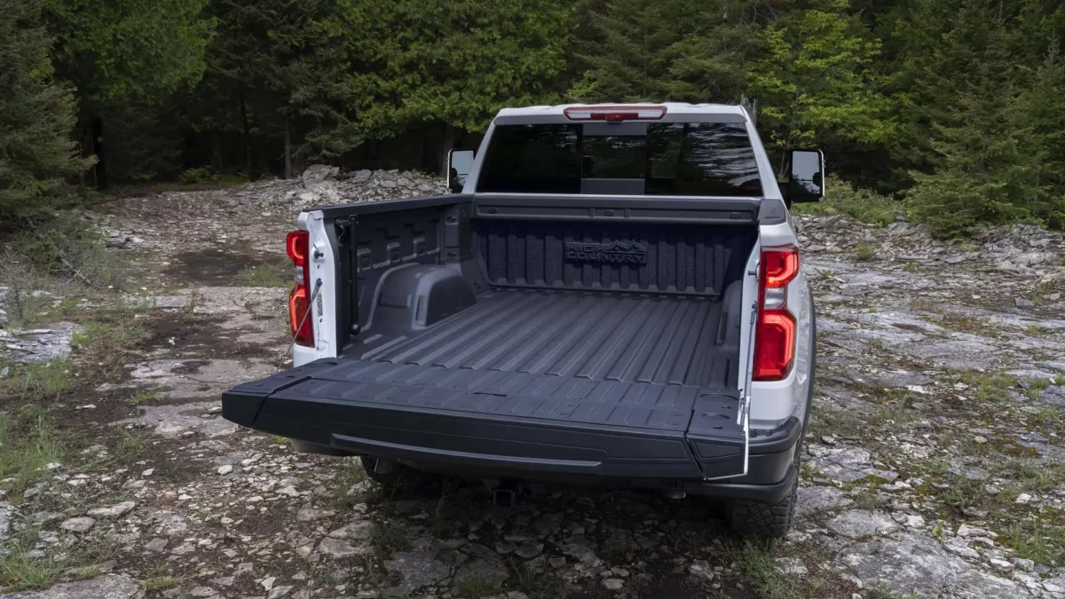 chevrolet silverado 2025 com cacamba multi flex 2