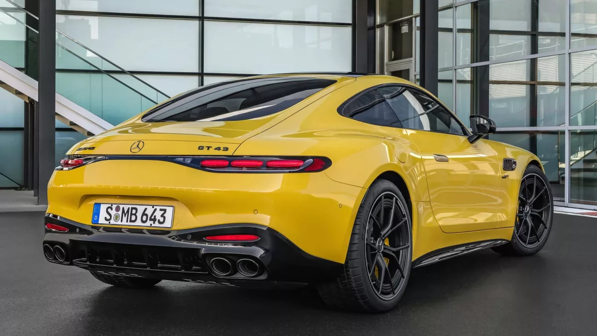 mercedes amg gt 43 coupe 2024 1