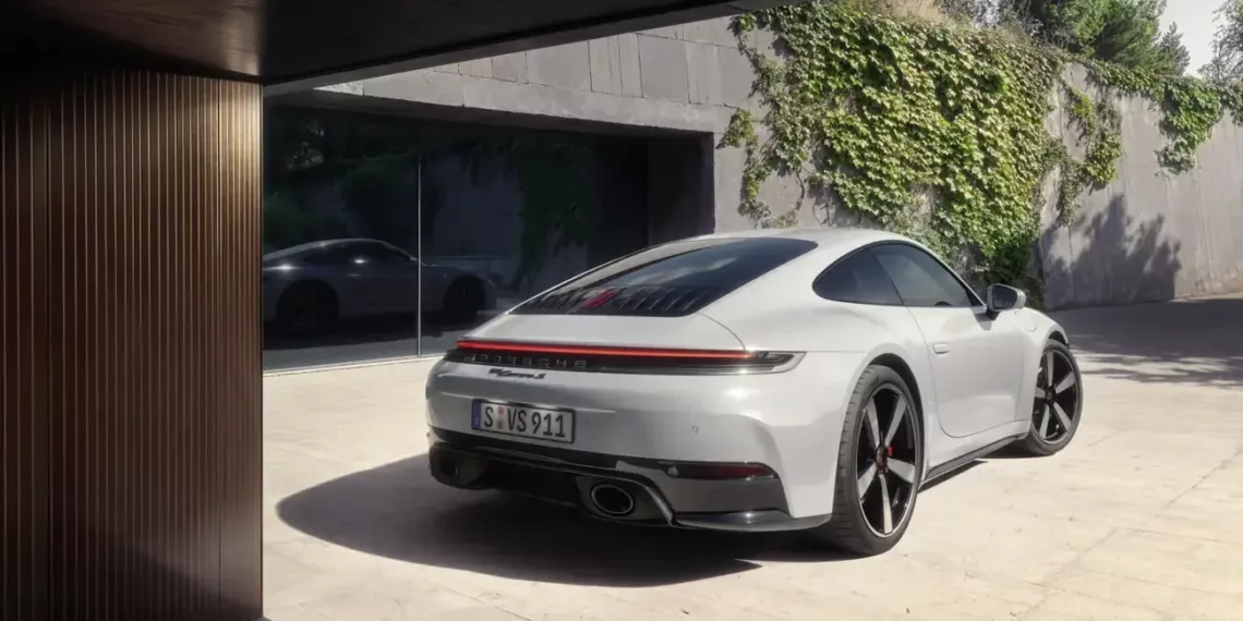 5tbsH3SA Porsche 911 Carrera S 1 O novo Porsche 911 Carrera S chega ao Brasil com motor Boxer 3.0 biturbo de 480 cv.