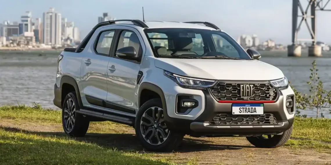 Fiat Strada Ultra 2024 2 e1693853021104 As 5 picapes mais vendidas do Brasil em 2024: Fiat Strada e Vw Saveiro dominam os rankings