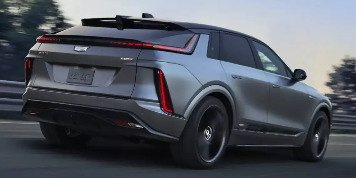 cadillac lyriq 205 057103150b2c078f e1737643466800 Cadillac Lyriq-V: Um SUV Elétrico de Performance Surpreendente