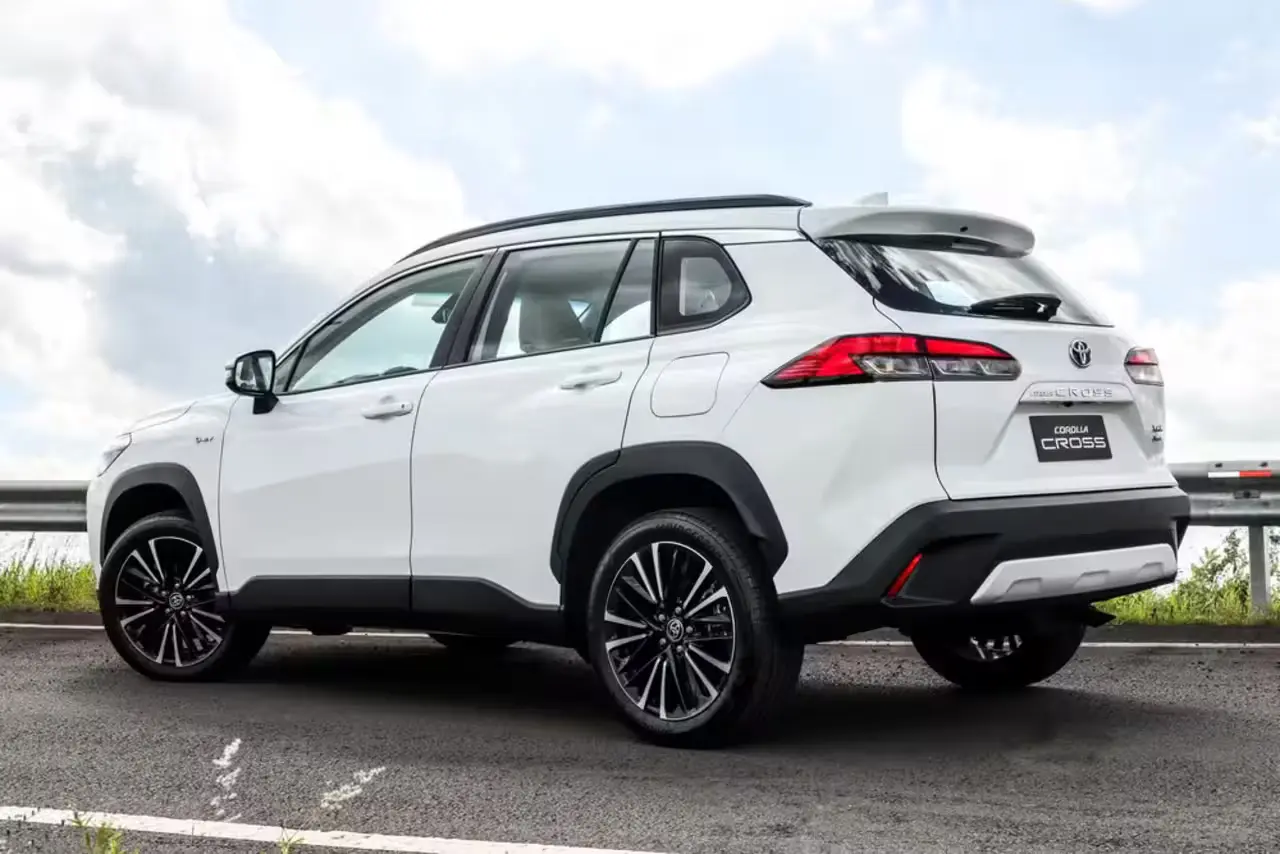 corolla cross 26 1 O Toyota Corolla Cross 2026 chega com nova central multimídia de 10’’, câmera 360° e garantia de até 10 anos