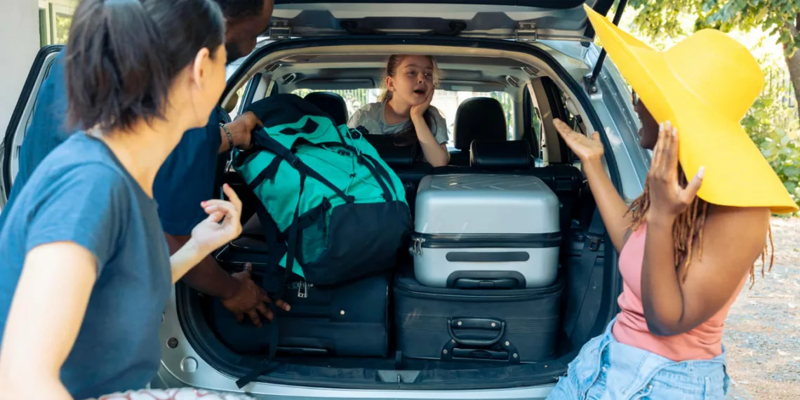 excesso bagagem Os Perigos Ocultos de Dirigir com Excesso de Carga nos Veículos