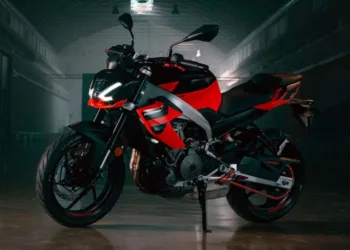 aprilia tuono 457 2025 19 24022025 63325 960 720 Aprilia Tuono 457: A Nova Naked Italiana com Estilo Agressivo e 47 cv de Potência