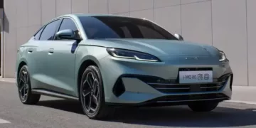 byd seal 06 dm i 1 BYD oferece descontos de até R$ 110 mil em outubro e agita o mercado de elétricos