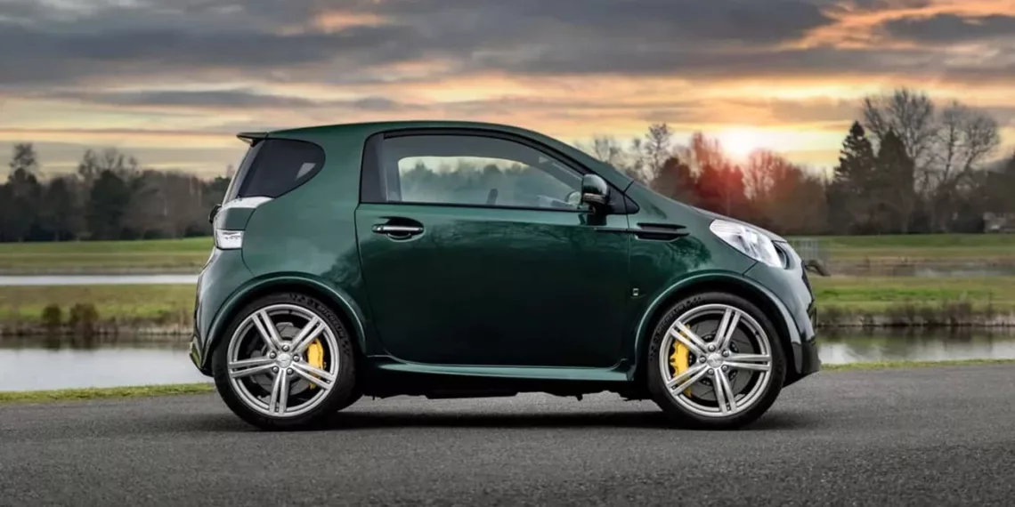 aston martin v 8 cygnet 1 Aston Martin Cygnet V8: O Pequeno Notável com Coração de Gigante