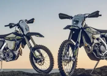 novas-triumph-tf-250-e-e-tf-450-e-1-1536x1024