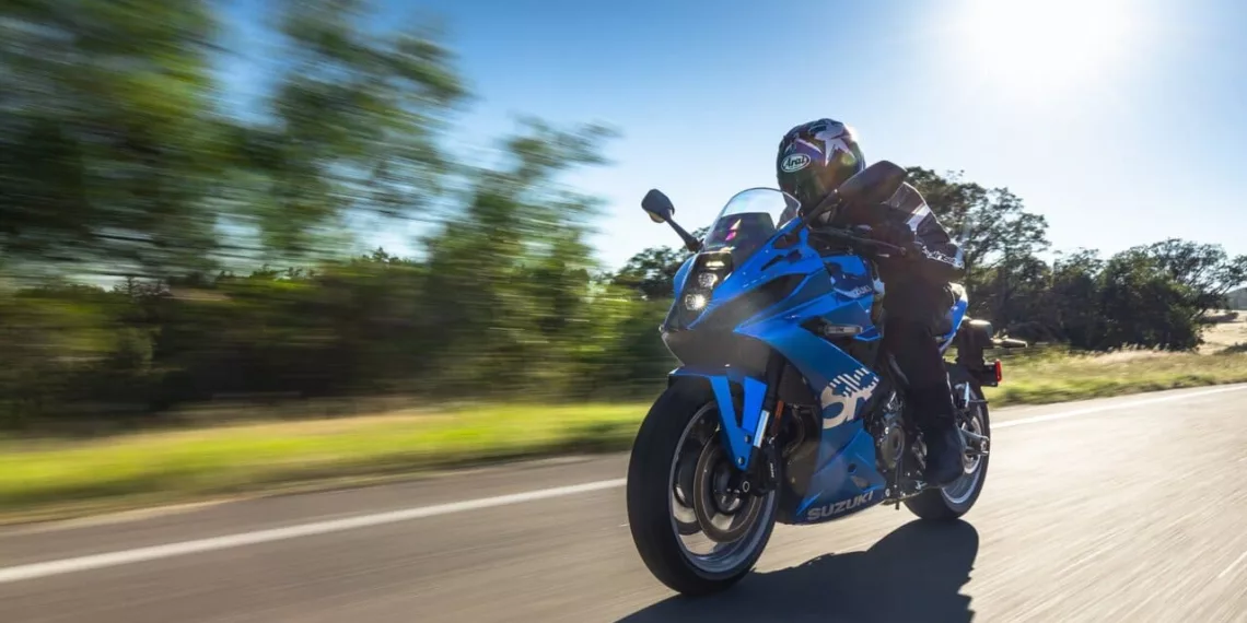 suzuki gsx8r 1 Suzuki GSX-8R Chega ao Brasil para Agitar o Segmento das Esportivas Médias