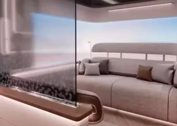 aviao com super primeira classe Avião com super primeira classe redefine o luxo nas alturas com cabines privativas e teto digital