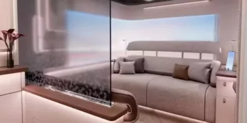 aviao com super primeira classe Avião com super primeira classe redefine o luxo nas alturas com cabines privativas e teto digital