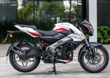 bajaj dominar 200 2026 1 17042025 63752 960 720 Bajaj Dominar NS200 2026 chega ao Brasil com LED, conectividade e visual mais agressivo
