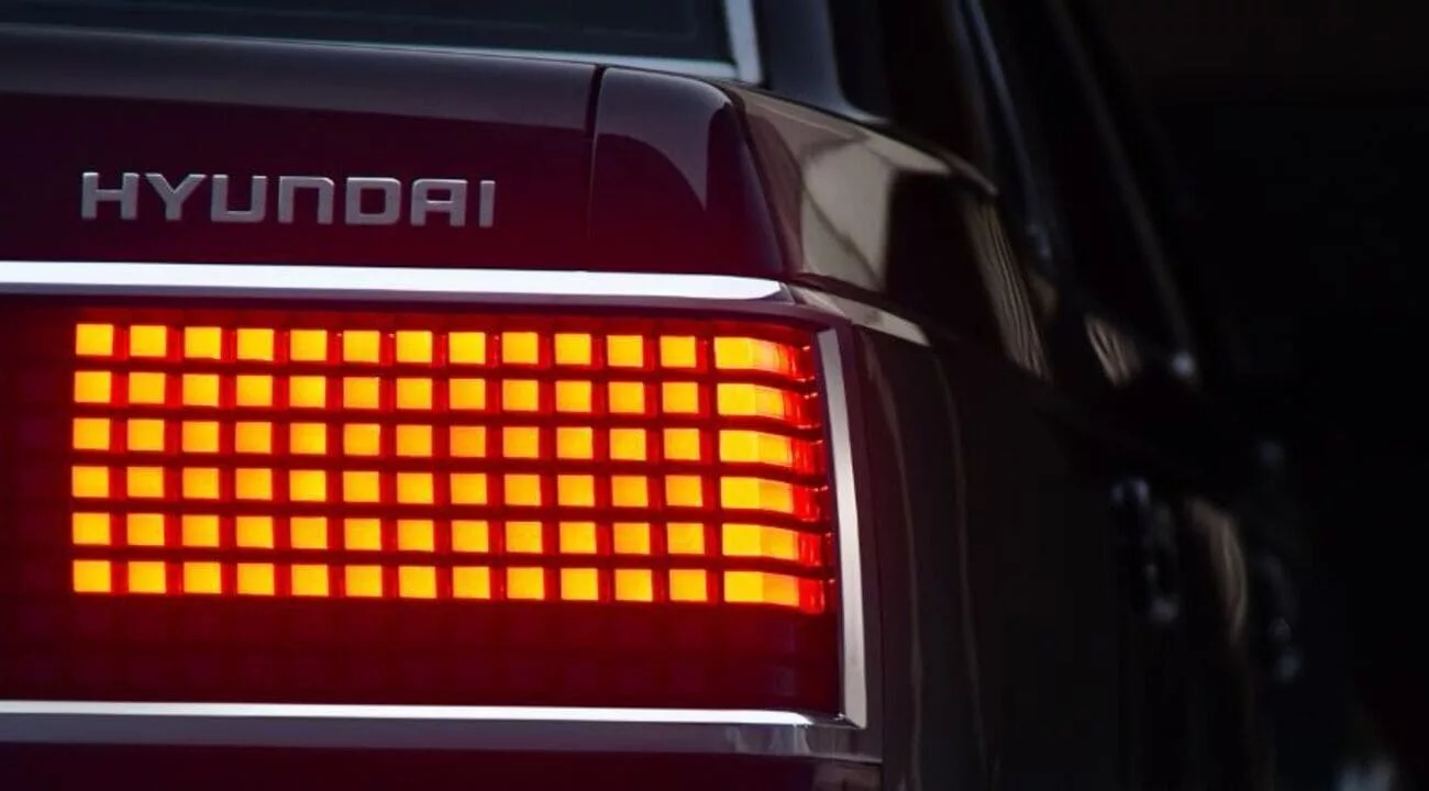 brand heritage grandeur stg pc Hyundai resgata os anos 80 com sedã elétrico que une nostalgia e tecnologia futurista