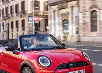 cropped-nuova-mini-cabrio-cooper-s-la-5.webp