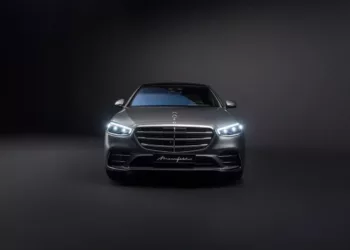 mercedes benz classe s 2025 4 1920x1280 1 Mercedes-Benz Classe S 2025 estreia nova geração com inteligência artificial, direção autônoma e edição exclusiva