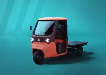 FIATProfessionalTRIS Flatbed O futuro da mobilidade é pequeno e tem três rodas: conheça o Fiat TRIS elétrico
