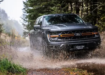 Nova Ford F 150 Tremor Ford F-150 Tremor desembarca no Brasil: potência, tecnologia e estilo radical no off-road