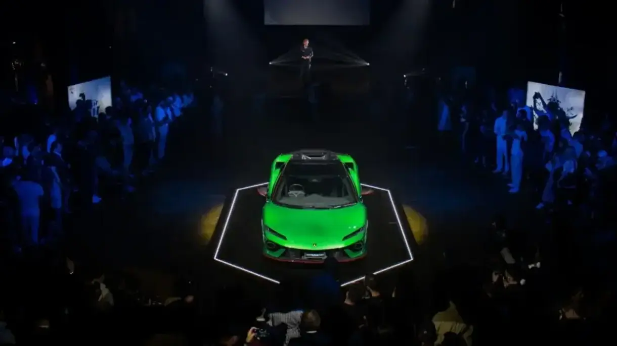 lam temerario franca 1 Novo Lamborghini Temerario é revelado em Paris e redefine o conceito de velocidade com motor V8 híbrido