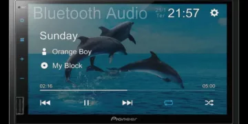 Pioneer lanca multimidia com foco no motorista brasileiro Divulgacao 2 Multimídia Pioneer DMH-145BR traz recursos inteligentes para o dia a dia urbano