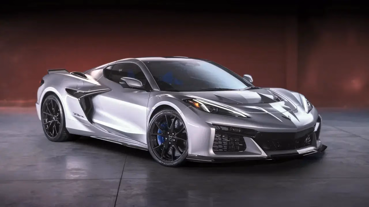 Chevrolet Corvette ZR1X surpreende com V8 híbrido, tração integral e 1.267 cv