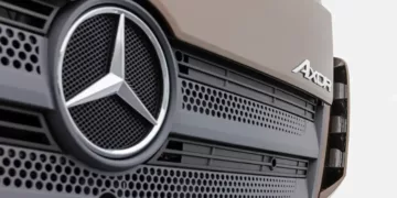032A0730 Axor NR 1 Mercedes-Benz Axor 2026 retorna ao Brasil com motor Euro 6 e pacote tecnológico robusto