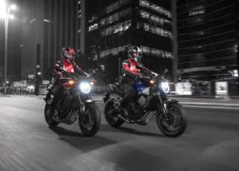 cb650 r 2 Honda CB 650R 2026 estreia no Brasil com câmbio eletrônico E-Clutch e visual renovado