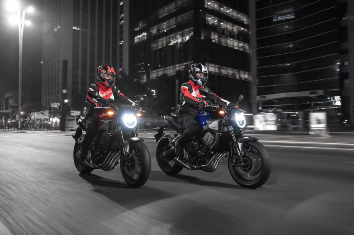 cb650 r 2 Honda CB 650R 2026 estreia no Brasil com câmbio eletrônico E-Clutch e visual renovado