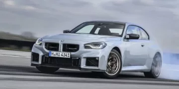 P90600856 highRes the new bmw m2 cs BMW M2 CS entra em pré-venda no Brasil com 510 cv e exclusividade extrema