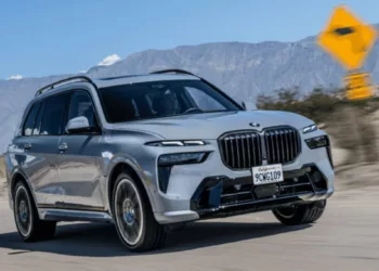 bmw x7 1200x480 1 BMW X7 híbrido chega ao Brasil com mais tecnologia, sofisticação e performance de sobra