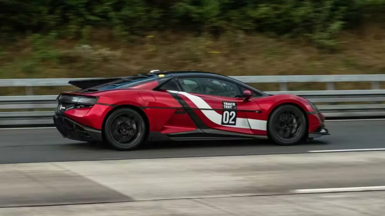 byd496 Yangwang U9 Xtreme: carro elétrico da BYD atinge 496 km/h e supera Bugatti