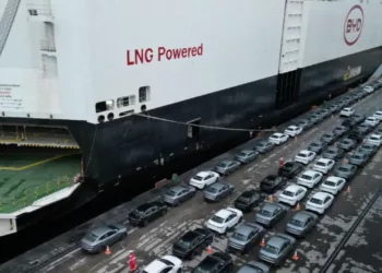 carros da byd no porto Brasil importa mais da China do que da Argentina pela 1ª vez — e isso afeta diretamente o setor automotivo