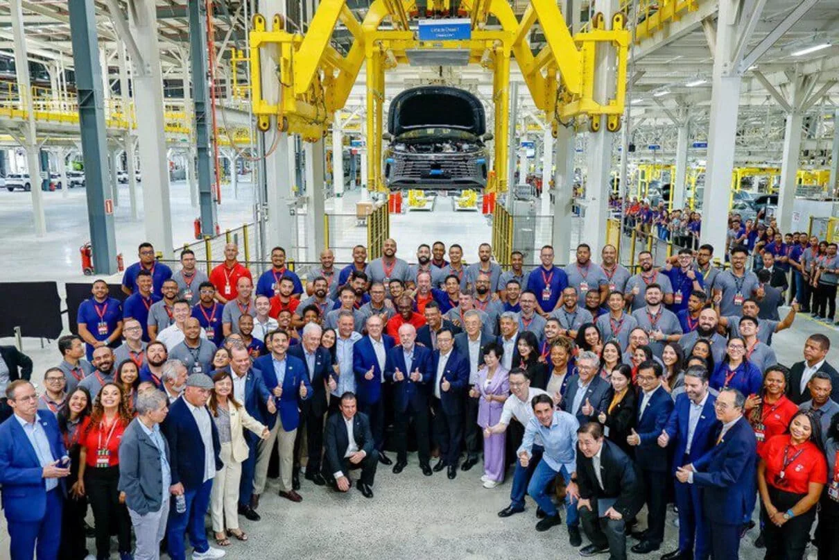 7af93298 1059 42f8 89a0 b8f671664e94 BYD inaugura megafábrica na Bahia e transforma o Brasil em líder da revolução dos carros elétricos