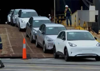 Geely ex2 3 Geely EX2 desembarca em Paranaguá e mira liderança entre os elétricos compactos